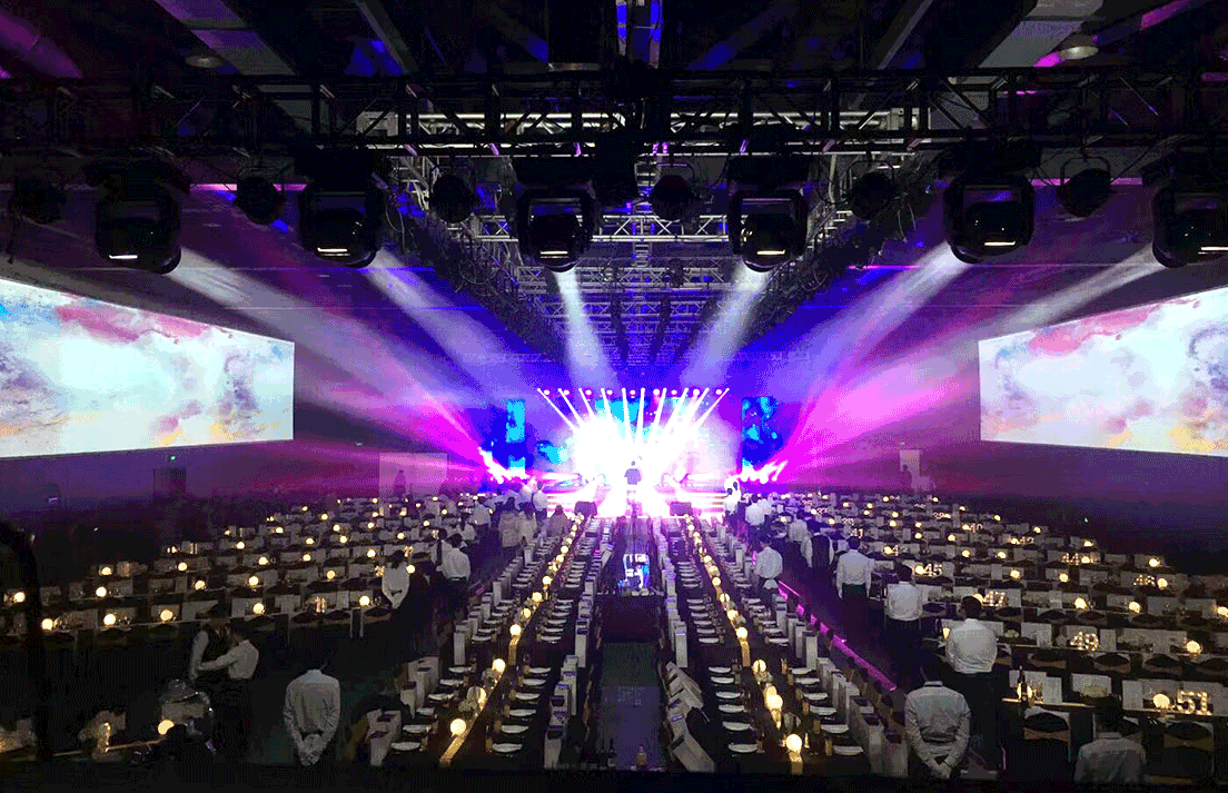 上海房地產(chǎn)企業(yè)舞臺(tái)搭建年會(huì)布置 第3張 上海房地產(chǎn)企業(yè)舞臺(tái)搭建年會(huì)布置 第3張