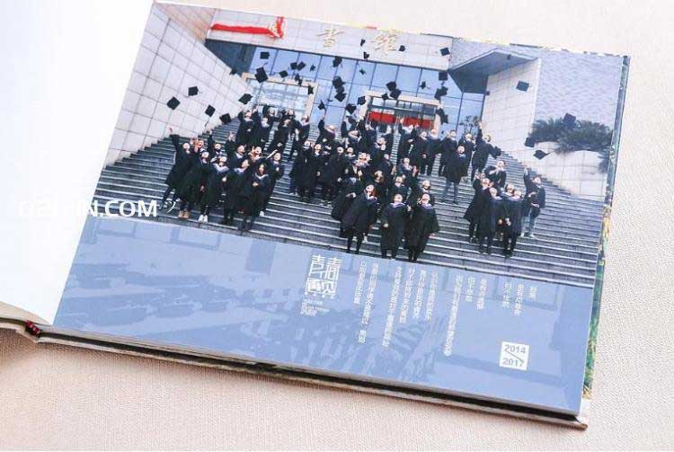 畢業(yè)紀(jì)念冊(cè)  第4張